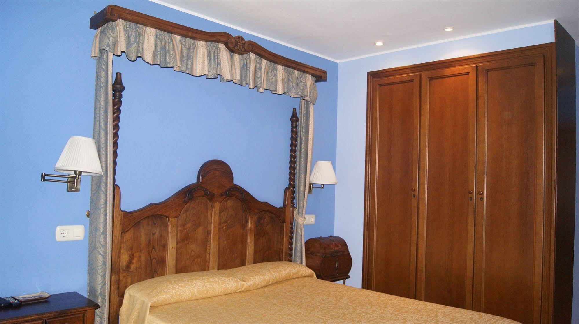Hotel El Conventin Villaviciosa  Luaran gambar