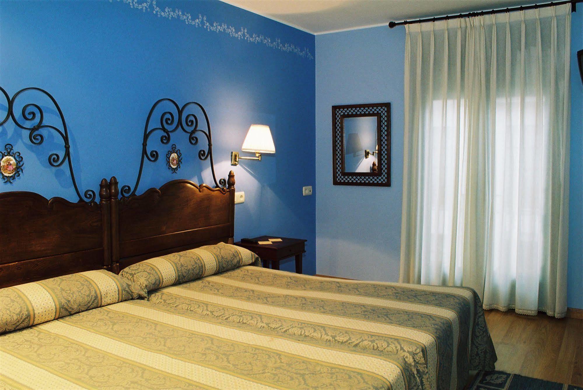 Hotel El Conventin Villaviciosa  Luaran gambar