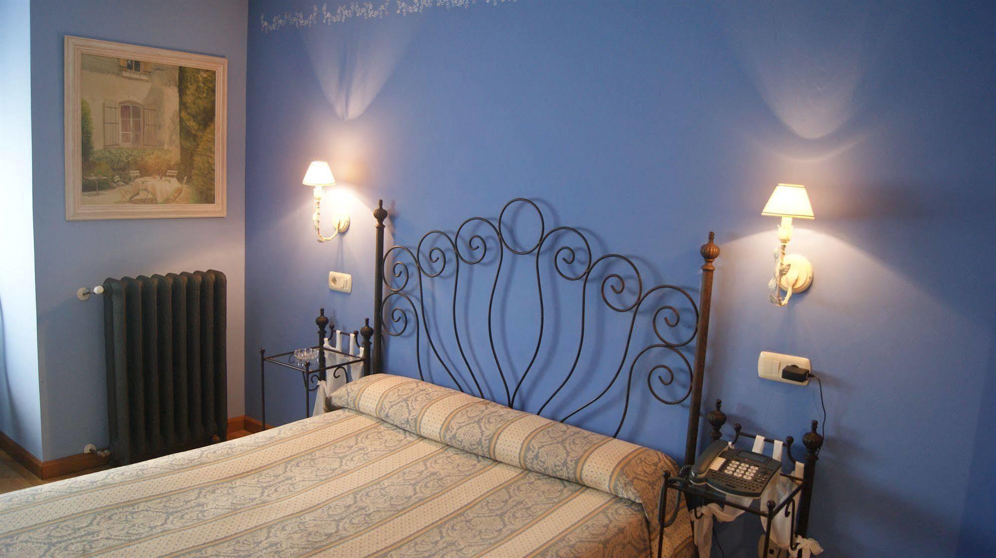 Hotel El Conventin Villaviciosa  Luaran gambar
